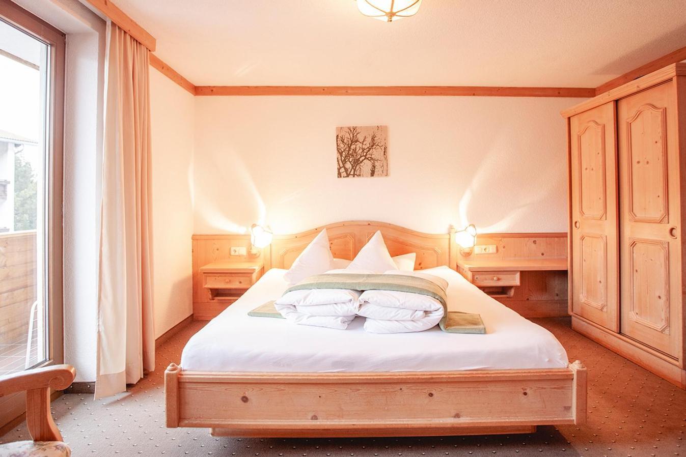 Apartments Pitztaler Nachtigall Arzl im Pitztal Eksteriør billede
